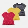 Friboo PEPLUM HEM TEE 3 PACK - T-Shirt Print - Red / Yellow /blue, Kinder -Günstiges Friboo Geschäft aca65ce28f41411c90b9ae9ac3a3bf0a